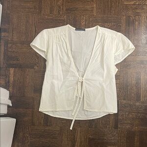 Brandy Melville Cream Tie-Front Short Sleeve Blouse